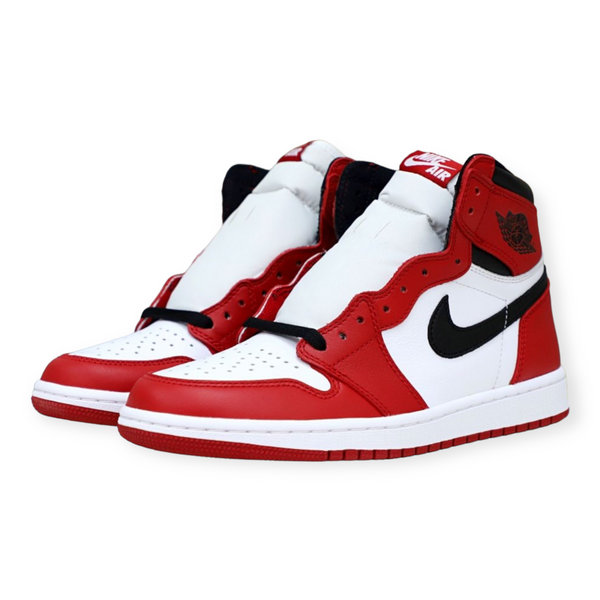 Air Jordan 1 Retro High OG “Chicago” 2015