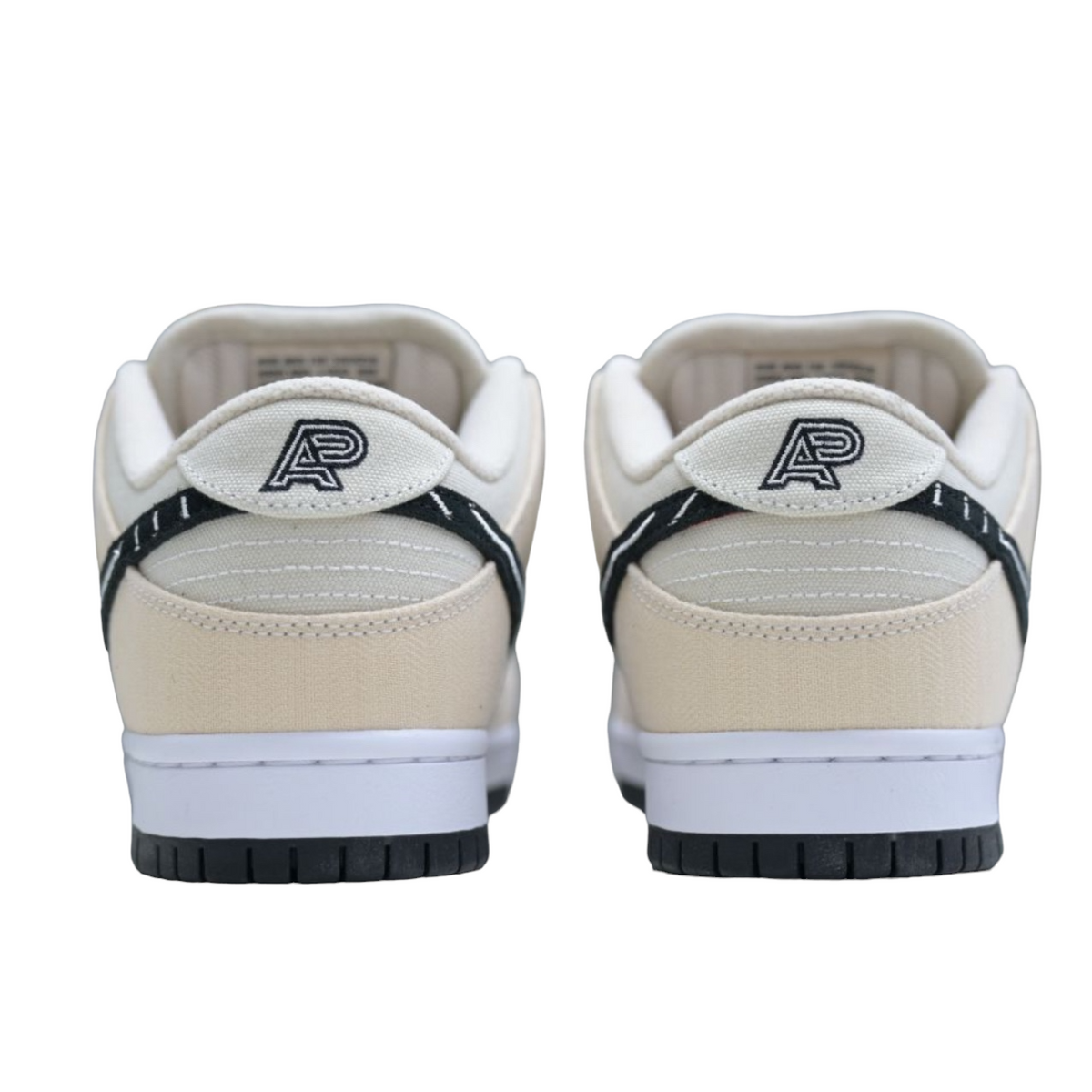 Dunk Low Sb x Albino & Preto “Jiu-Jitsu”