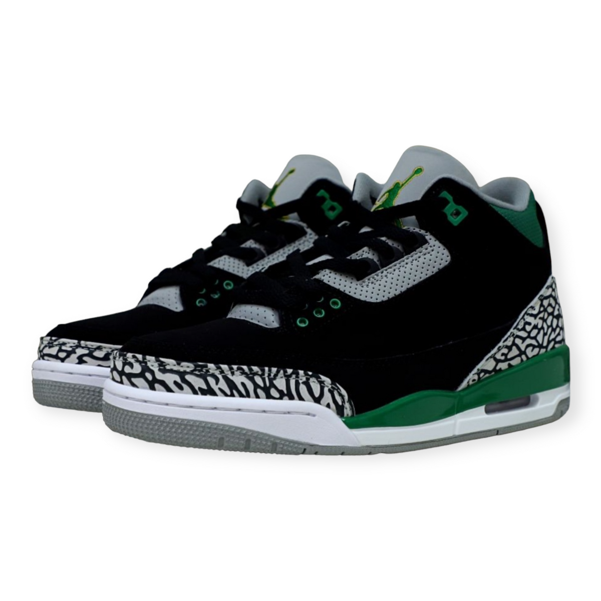 Air Jordan 3 Retro “Pine Green”