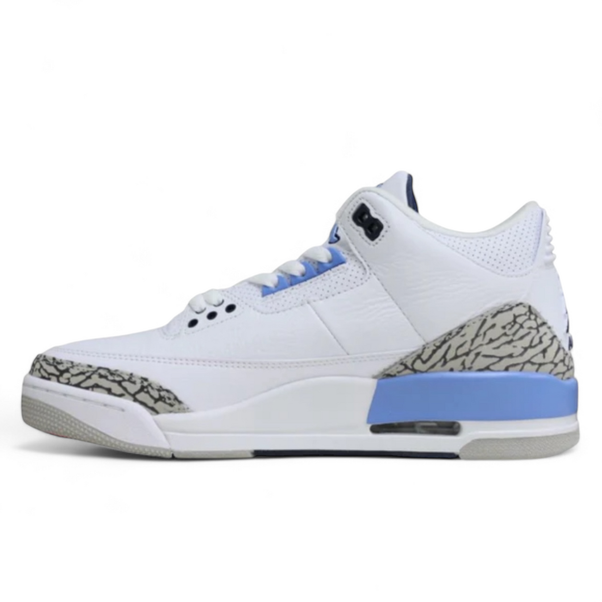 Air Jordan 3 “UNC”